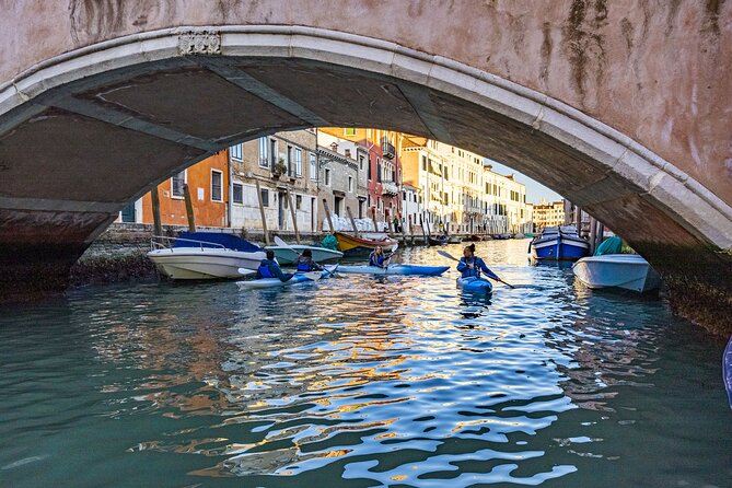 Sunset Kayak Tour in Venice: Discovering the City’s Canals - Sunset Views From the Water: Bridges, Quiet Canals, and City Night Lights