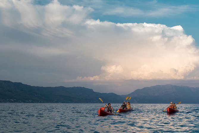 Sunset Kayaking - What the “Westward Sunset Paddle” Really Feels Like