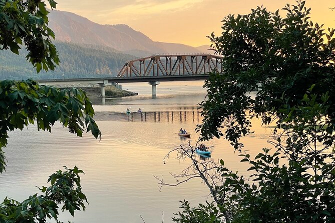 Sunset Kayaking in the Columbia River Gorge - Sunset Kayaking in the Columbia Gorge: what makes it click