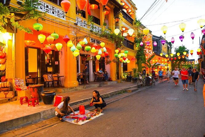 Sunset Paddle and Lantern Town - Highlights You’ll Feel Right Away
