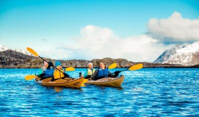 Svolvaer: 2-Hour Winter Kayaking Adventure - The 2-Hour Rhythm on Calm Water: How the Paddling Actually Feels