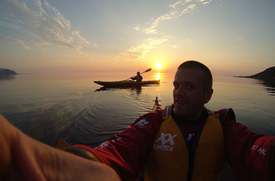 Svolvær: Evening Kayaking Adventure - Key things that make this Svolvær evening kayak special