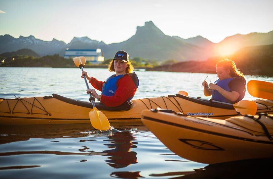 Svolvær: Evening Kayaking Adventure - Should you book this Svolvær evening kayaking adventure?