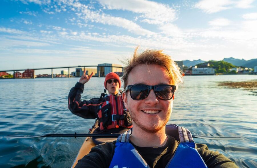 Svolvær: Evening Kayaking Adventure - From meeting point to open water: how the first 30 minutes set you up
