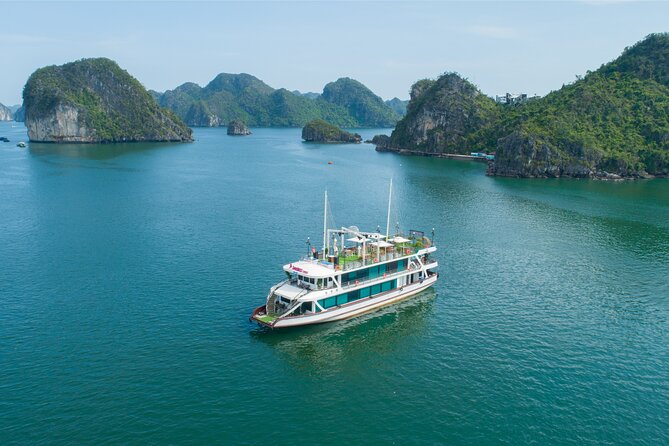 Sweetness Cruise Ha Long Bay: Caves, Kayaking, Swimming & Lunch - Lunch on Board: What to Expect and How to Handle Diets