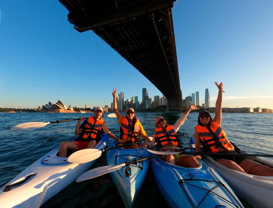 Sydney: Sunset Kayak - Opera & Harbour Bridge Tour (5p. max) - Why sunset kayaking here hits different