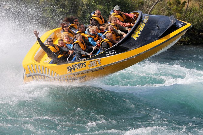 The Maori Carvings Half Day Kayak - Group Size, Pace, and Whether This Works for You