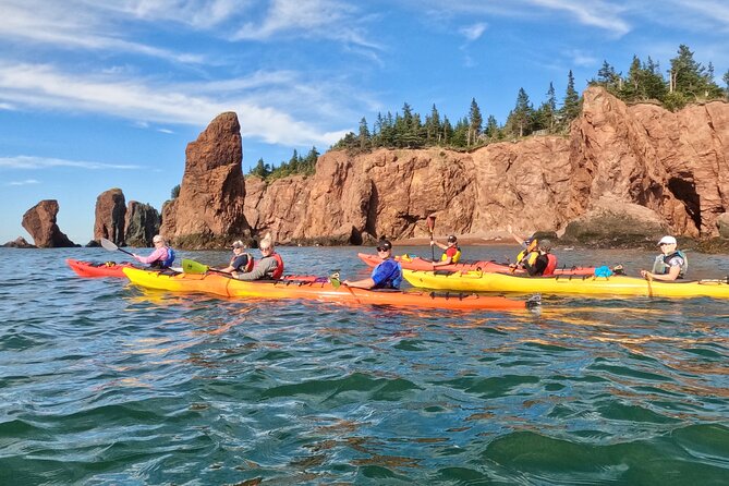 Three Sisters Sea Kayaking Day Tour - The Paddle Out: Cliffs, an Arch, and Those Three Sisters Spires