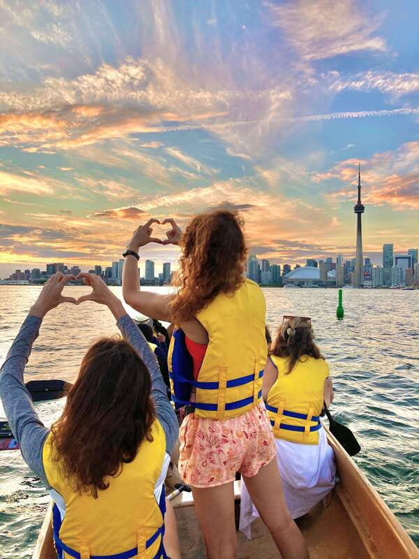 Toronto Islands: Sunset Canoe Tour - Why a sunset paddle around the Toronto Islands hits differently
