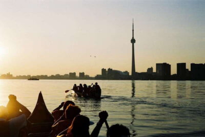 Toronto Islands: Sunset Canoe Tour - Your Voyageur-style canoe: stable enough for first-timers