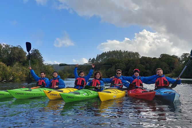 Tour Guiado en Kayak por Rio Maullin / Medío dia en Pto. Varas - Río Maullín Kayaking: Calm Water, Clear Moves, and Real Biodiversity