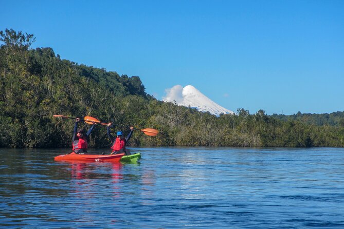 Tour Guiado en Kayak por Rio Maullin / Medío dia en Pto. Varas - The 2.5-Hour Rhythm: Paddling, Rest, and a Quick Swim Break
