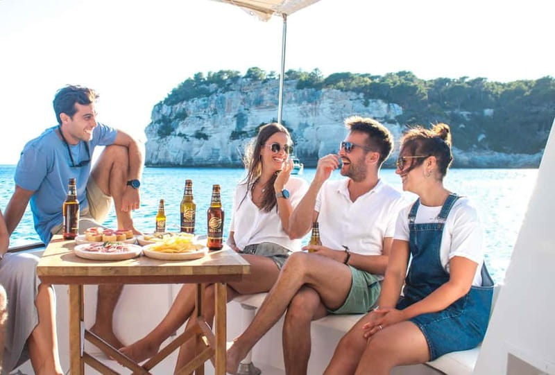 Traditional boat 10 beaches in the south of Menorca. Snorkeling, SUP and drinks - The Menorcan snack break: sobrasada, cuixot, peasant bread
