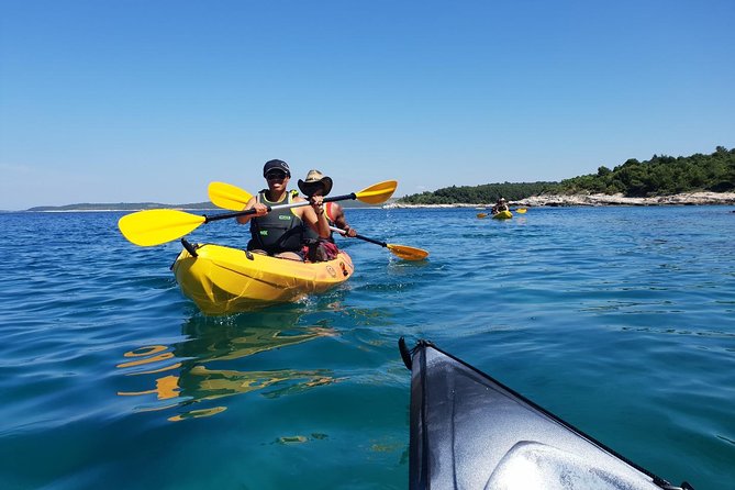 TRANSPARENT KAYAKING or SUP-ing AROUND ISLANDS - Price, timing, and what your 3 hours really buys