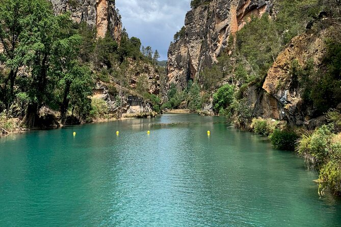 Valencia–Montanejos: Hiking/Raft/Kayak or Salto de la Novia - How the group setup works (hike vs rafting/kayak)