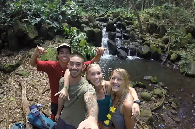 Wailua River Kayak, Hike & Waterfall Picnic by Outfitters Kauai - Picnic in a hidden valley: how lunch works after kayaking and hiking