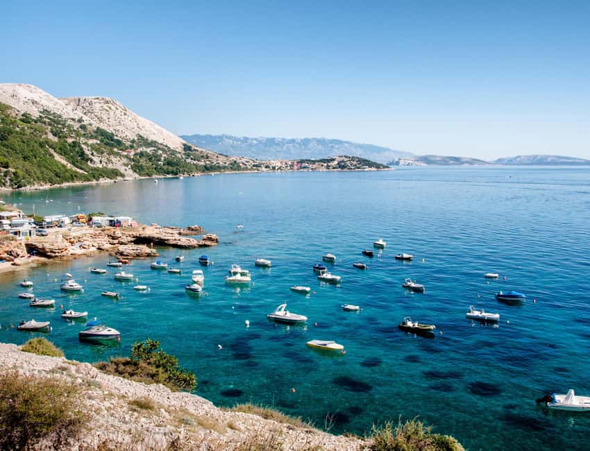 Water activity, kayak tours with a guide, cliff jumping - Starting at Stara Baška Harbor: How the 4 Hours Begin