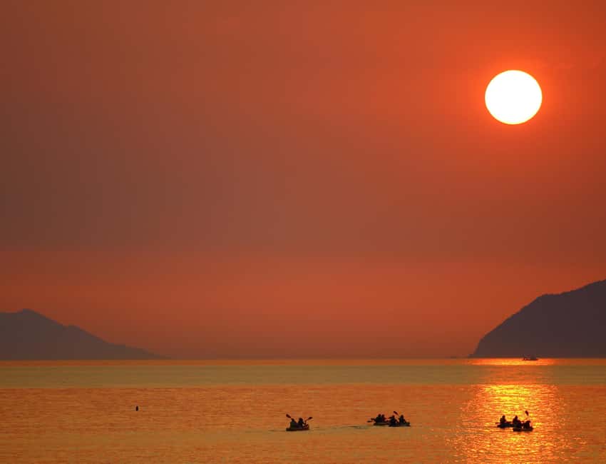 Water activity, kayak tours with a guide, cliff jumping - Optional Lunch After Your Sea Time: Where It Fits Best