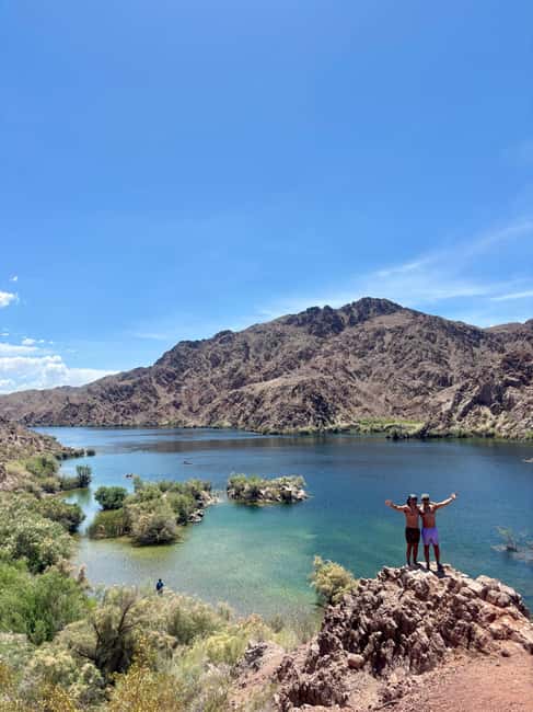 Willow Beach: Half-Day Emerald Cave Kayak Tour- 3 Caves in 1 - That Hoover Dam era stop: canyon views with real context